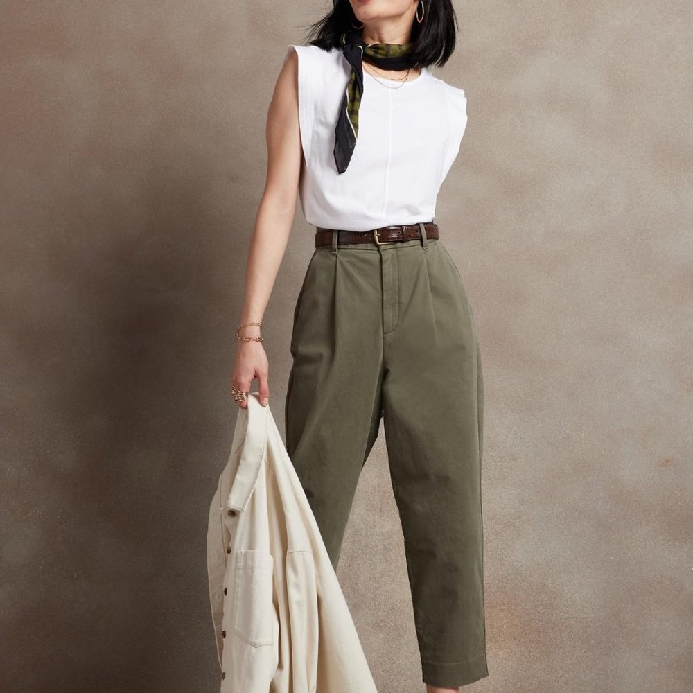 High Waist Cropped Chino 2